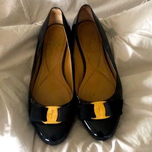 Ferragamo size 7 black patent leather flat